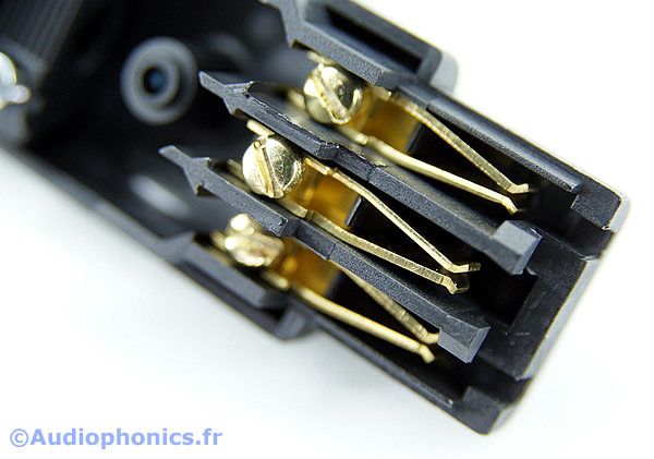SCHURTER 4782 Connecteur IEC C13 RoHS 3x2.5mm² Ø8.5mm - Audiophonics