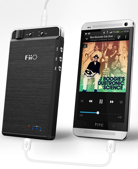 https://www.audiophonics.fr/images2/8319/fiio_E18_DAC_headphone-amplifier_8.jpg