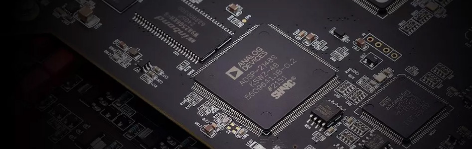 Photo of the GUSTARD X30 DSD chip