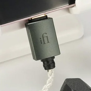 Go Link Max: Close-up of USB-C socket