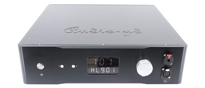 Audio-GD HE-9 MK3 : Front view